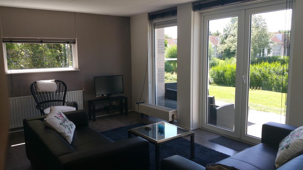 Solo Bungalow Makkum Luaran gambar